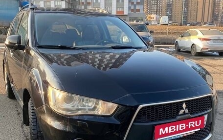 Mitsubishi Outlander III рестайлинг 3, 2011 год, 1 100 000 рублей, 1 фотография