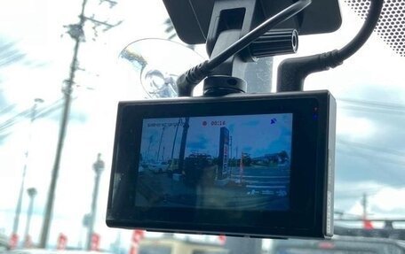 Toyota Voxy III, 2018 год, 2 650 000 рублей, 21 фотография