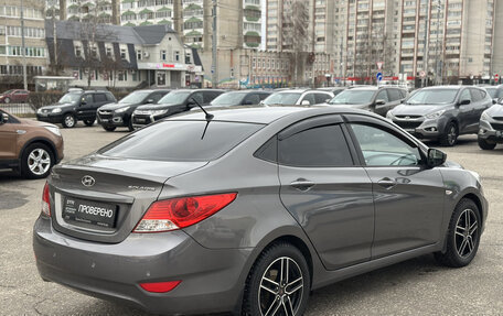 Hyundai Solaris II рестайлинг, 2014 год, 960 000 рублей, 5 фотография