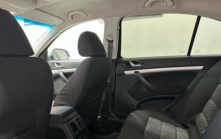 Skoda Octavia, 2011 год, 989 900 рублей, 11 фотография