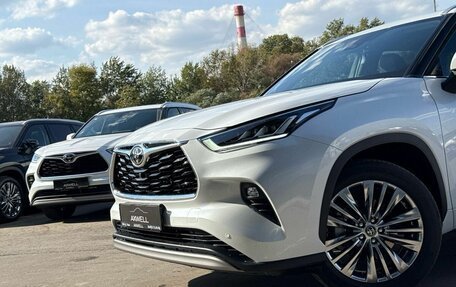 Toyota Highlander, 2025 год, 6 047 000 рублей, 7 фотография