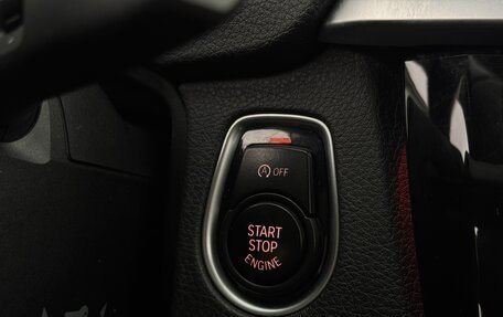 BMW 3 серия, 2017 год, 1 990 000 рублей, 15 фотография