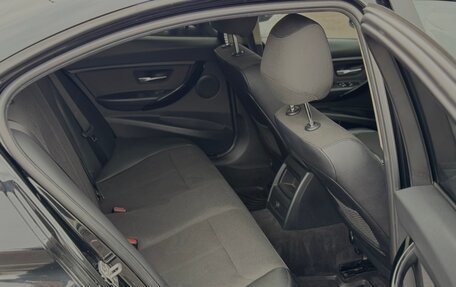 BMW 3 серия, 2017 год, 1 990 000 рублей, 26 фотография