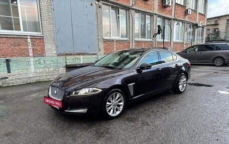 Jaguar XF I рестайлинг, 2013 год, 2 700 000 рублей, 4 фотография
