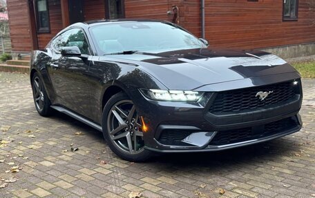 Ford Mustang, 2024 год, 4 990 000 рублей, 2 фотография