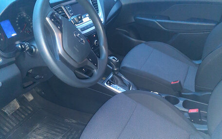 Hyundai Solaris II рестайлинг, 2021 год, 1 750 000 рублей, 5 фотография