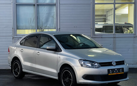Volkswagen Polo VI (EU Market), 2013 год, 850 000 рублей, 3 фотография