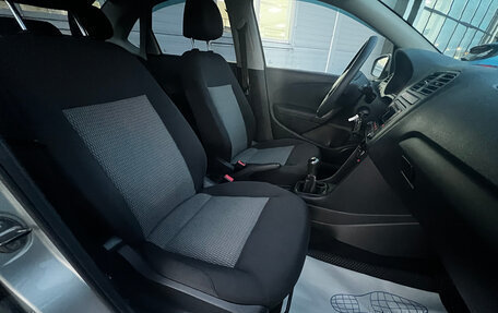 Volkswagen Polo VI (EU Market), 2013 год, 850 000 рублей, 11 фотография