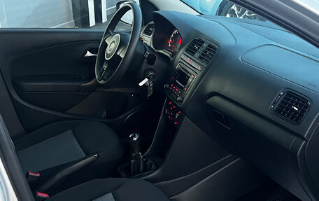 Volkswagen Polo VI (EU Market), 2013 год, 850 000 рублей, 14 фотография