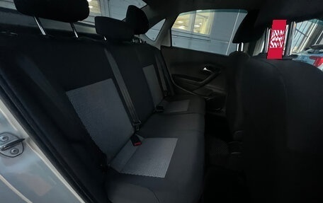 Volkswagen Polo VI (EU Market), 2013 год, 850 000 рублей, 12 фотография