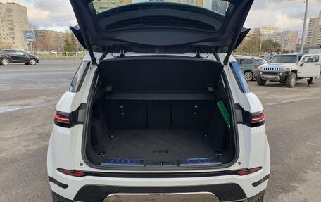 Land Rover Range Rover Evoque II, 2024 год, 5 990 000 рублей, 7 фотография