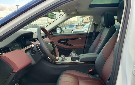 Land Rover Range Rover Evoque II, 2024 год, 5 990 000 рублей, 10 фотография