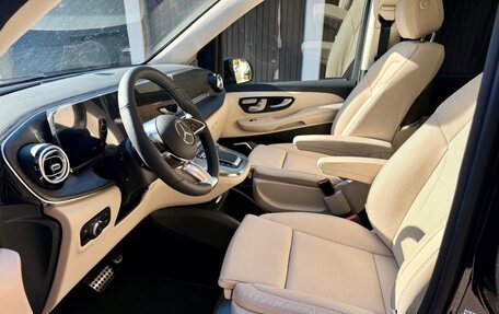 Mercedes-Benz V-Класс, 2025 год, 15 490 000 рублей, 2 фотография