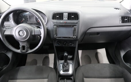 Volkswagen Polo VI (EU Market), 2011 год, 789 000 рублей, 10 фотография