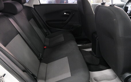 Volkswagen Polo VI (EU Market), 2011 год, 789 000 рублей, 17 фотография