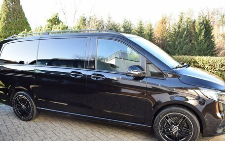 Mercedes-Benz V-Класс, 2025 год, 14 990 000 рублей, 2 фотография