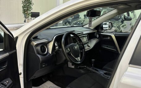 Toyota RAV4, 2019 год, 2 599 000 рублей, 7 фотография