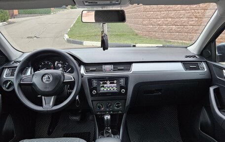 Skoda Rapid I, 2017 год, 1 050 000 рублей, 8 фотография