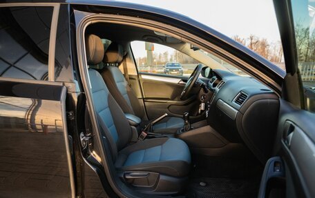 Volkswagen Jetta VI, 2013 год, 850 000 рублей, 11 фотография