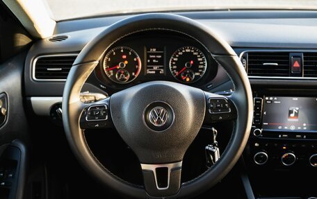 Volkswagen Jetta VI, 2013 год, 850 000 рублей, 14 фотография