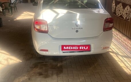 Renault Logan II, 2017 год, 600 000 рублей, 5 фотография