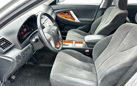 Toyota Camry, 2007 год, 1 100 000 рублей, 10 фотография