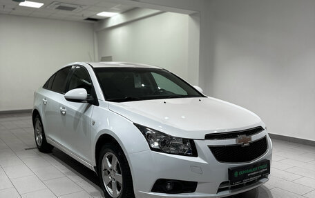 Chevrolet Cruze II, 2012 год, 820 000 рублей, 3 фотография