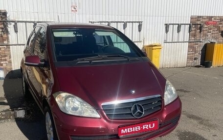 Mercedes-Benz A-Класс, 2008 год, 700 000 рублей, 1 фотография