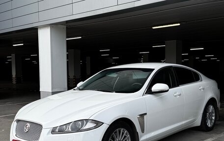 Jaguar XF I рестайлинг, 2014 год, 1 800 000 рублей, 2 фотография