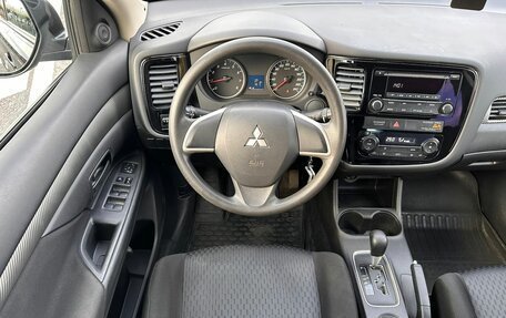 Mitsubishi Outlander III рестайлинг 3, 2014 год, 1 199 000 рублей, 16 фотография