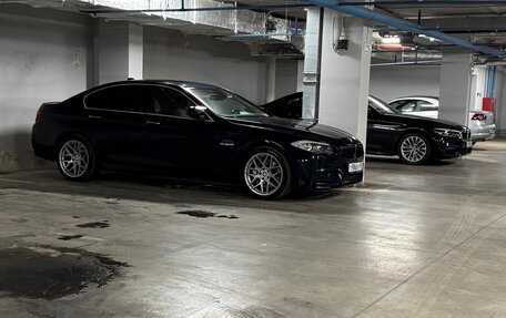 BMW 5 серия, 2011 год, 1 750 000 рублей, 2 фотография