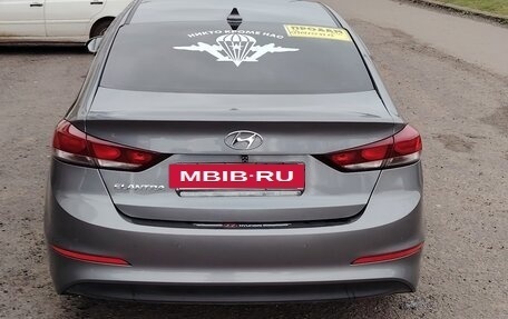 Hyundai Elantra VI рестайлинг, 2018 год, 1 100 000 рублей, 3 фотография