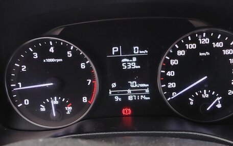 Hyundai Elantra VI рестайлинг, 2018 год, 1 100 000 рублей, 10 фотография