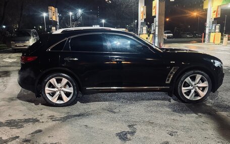 Infiniti QX70, 2015 год, 2 700 000 рублей, 3 фотография