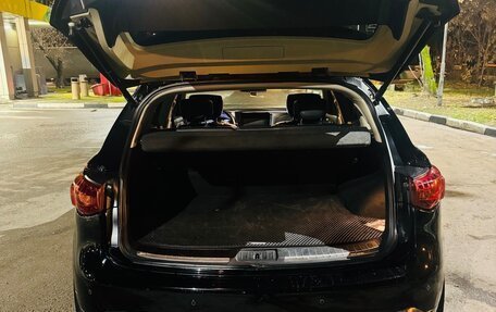 Infiniti QX70, 2015 год, 2 700 000 рублей, 12 фотография