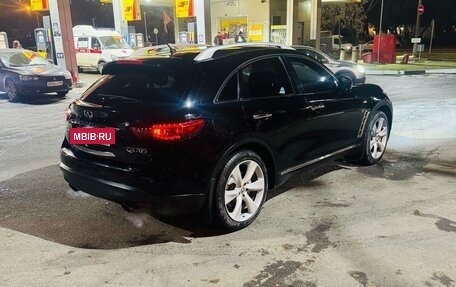 Infiniti QX70, 2015 год, 2 700 000 рублей, 5 фотография