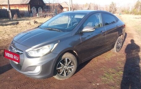Hyundai Solaris II рестайлинг, 2011 год, 740 000 рублей, 7 фотография