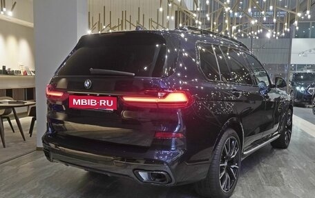BMW X7, 2021 год, 9 650 000 рублей, 2 фотография