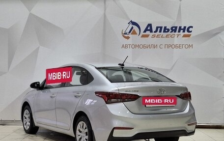 Hyundai Solaris II рестайлинг, 2017 год, 970 000 рублей, 5 фотография