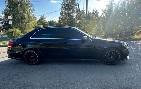 Mercedes-Benz E-Класс, 2013 год, 1 875 000 рублей, 4 фотография