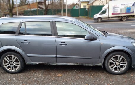 Opel Astra H, 2005 год, 327 000 рублей, 3 фотография