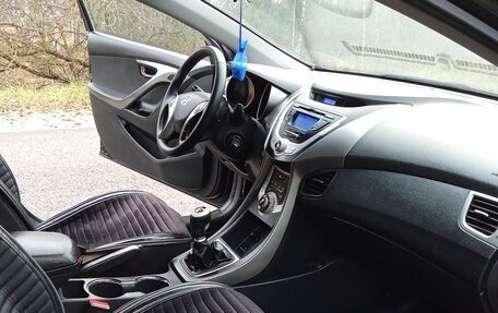 Hyundai Elantra V, 2011 год, 740 000 рублей, 5 фотография