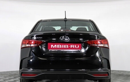 Hyundai Solaris II рестайлинг, 2021 год, 1 590 000 рублей, 6 фотография