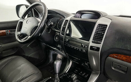 Toyota Land Cruiser Prado 120 рестайлинг, 2005 год, 1 497 000 рублей, 9 фотография