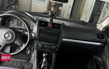 Volkswagen Jetta VI, 2010 год, 600 000 рублей, 12 фотография