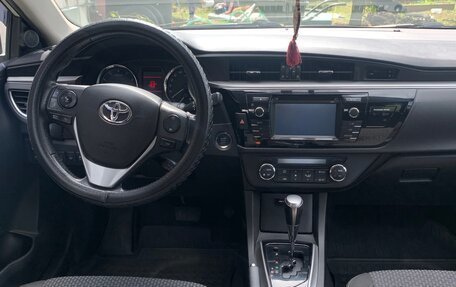 Toyota Corolla, 2013 год, 970 000 рублей, 7 фотография