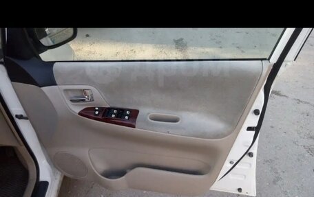 Toyota Corolla Spacio II, 2001 год, 550 000 рублей, 11 фотография