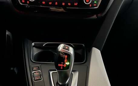 BMW 3 серия, 2018 год, 3 900 000 рублей, 19 фотография