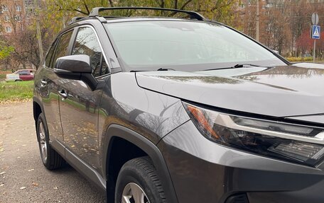 Toyota RAV4, 2022 год, 3 300 000 рублей, 7 фотография