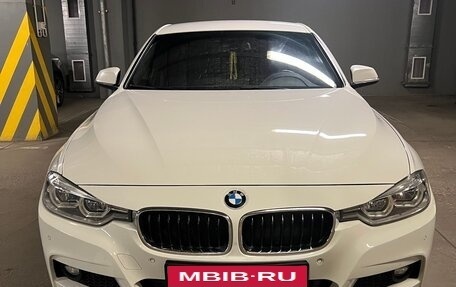BMW 3 серия, 2018 год, 3 900 000 рублей, 14 фотография